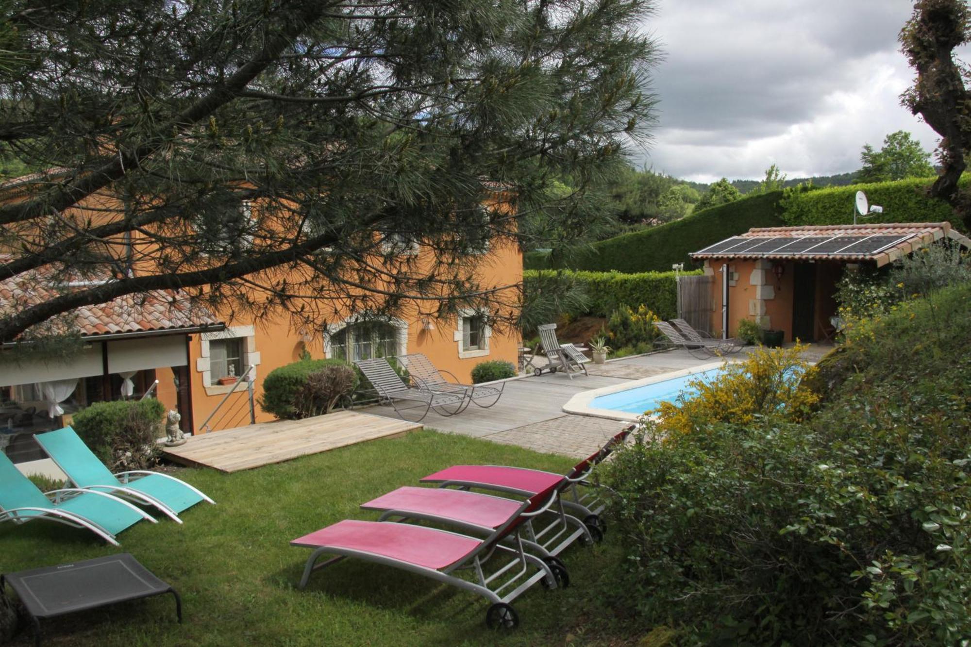 La Bastide De Fontaille Acomodação com café da manhã Saint-Félicien Exterior foto